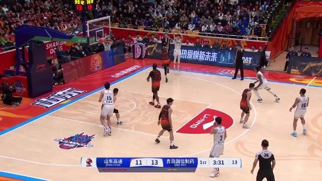 🏀克里斯20+7 韦瑟斯庞32+9 山东终结青岛4连胜